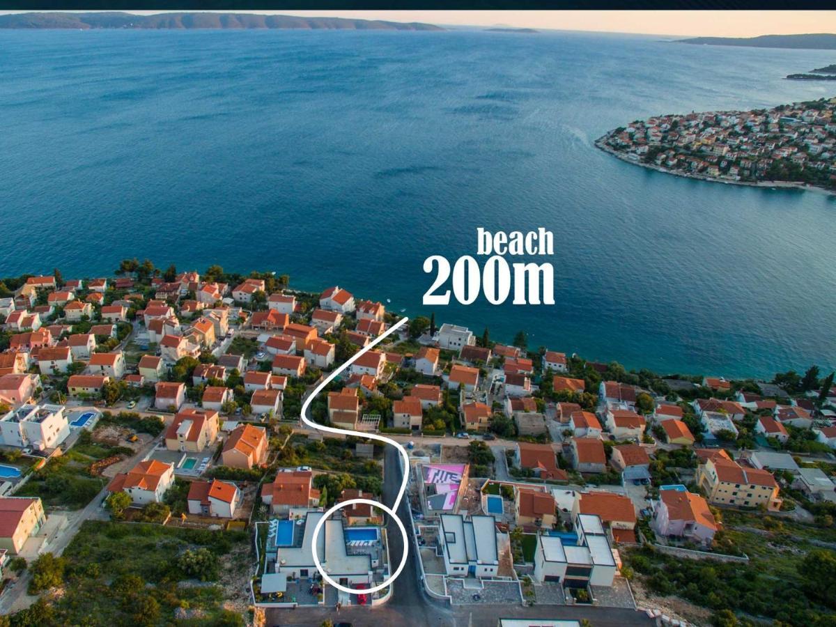 Holiday Home Olive Exclusive - 8 People, Heated Pool, Okrug Gornji, Sea View Trogir Exterior photo