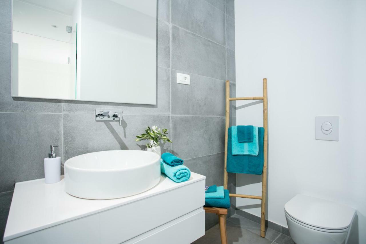 Holiday Home Olive Exclusive - 8 People, Heated Pool, Okrug Gornji, Sea View Trogir Exterior photo