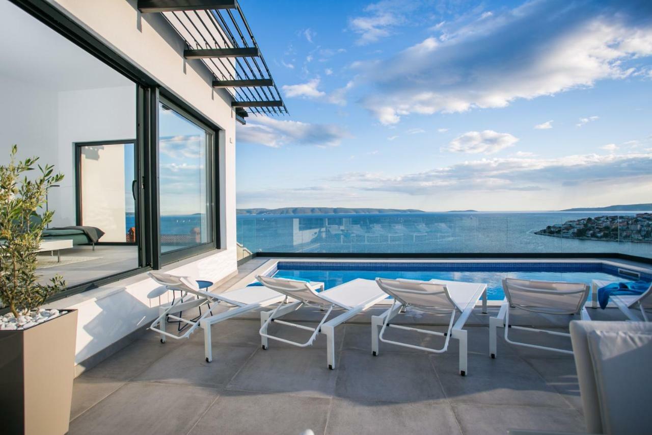 Holiday Home Olive Exclusive - 8 People, Heated Pool, Okrug Gornji, Sea View Trogir Exterior photo