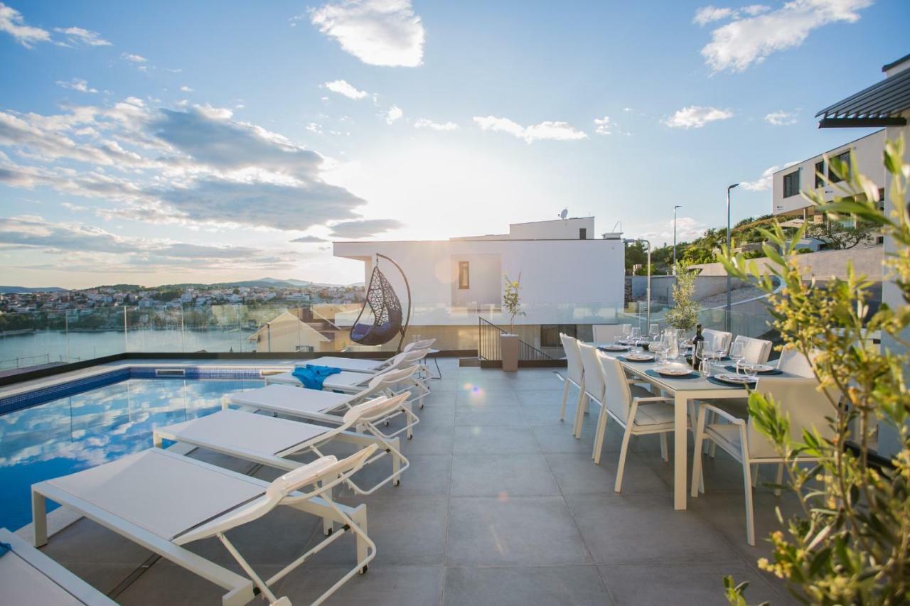 Holiday Home Olive Exclusive - 8 People, Heated Pool, Okrug Gornji, Sea View Trogir Exterior photo
