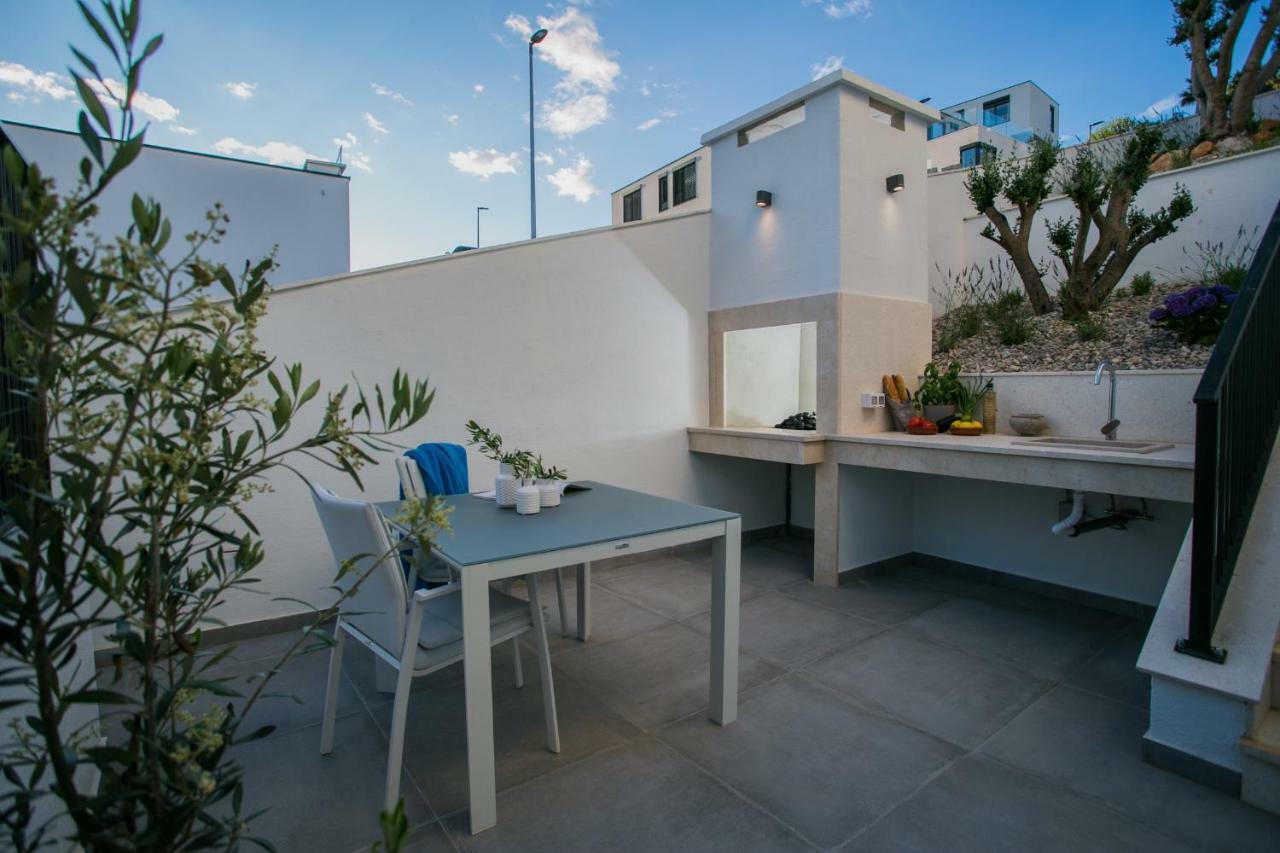 Holiday Home Olive Exclusive - 8 People, Heated Pool, Okrug Gornji, Sea View Trogir Exterior photo
