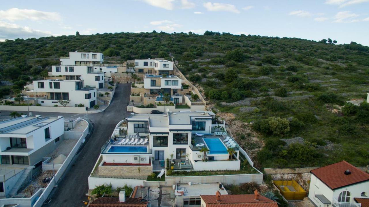 Holiday Home Olive Exclusive - 8 People, Heated Pool, Okrug Gornji, Sea View Trogir Exterior photo